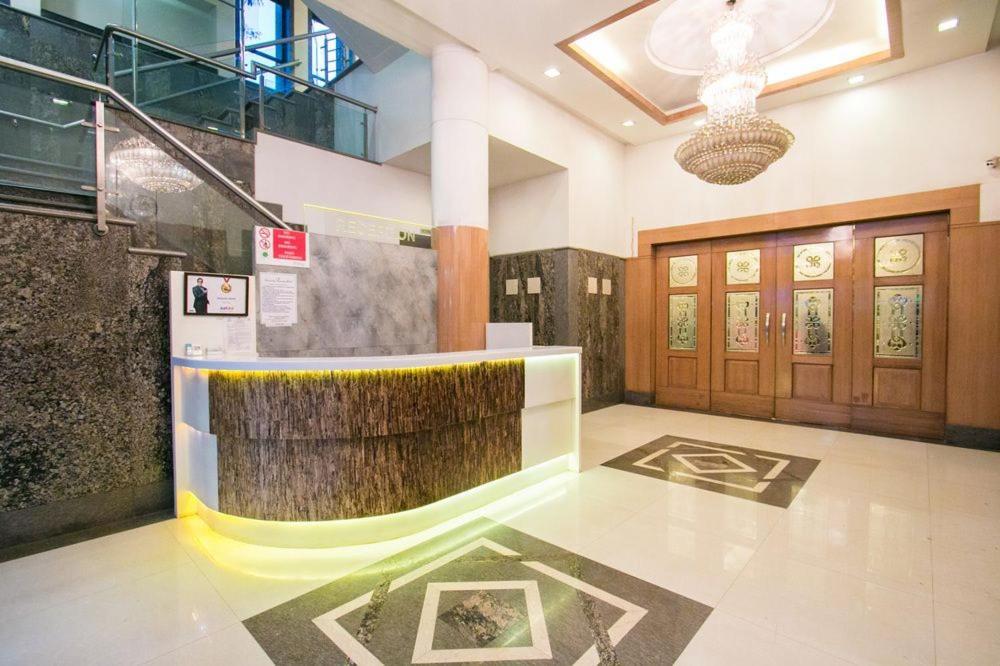 Seasons Hotel Mira-Bhayandar Exterior foto